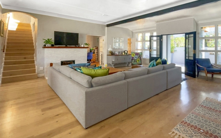 4 Bedroom Property for Sale in Leisure Isle Western Cape